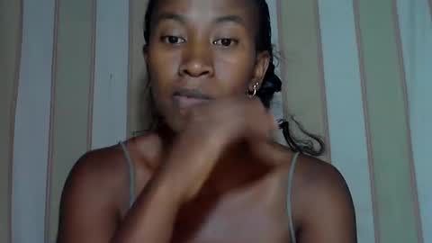 minouch211907 online show from 02-13-25, 05:33