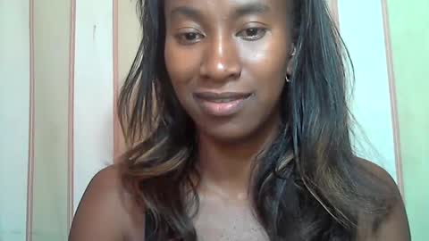 minouch211907 online show from 03-06-25, 11:03