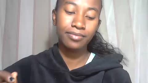 minouch211907 online show from 10-20-25, 02:45