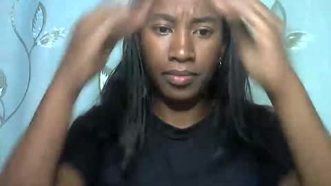 minouch211907 online show from 04-12-26, 04:01