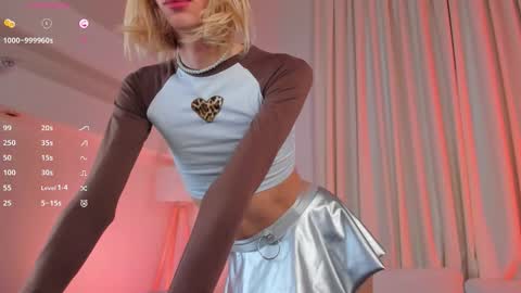 Lianna online show from 11-06-25, 07:53