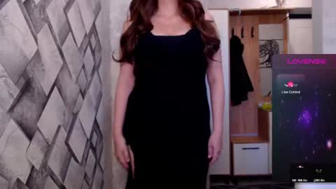 Snapshot of minty_dazee chatting on 06-27-26, 11:48 Dasha online show from 06-27-26, 11:48
