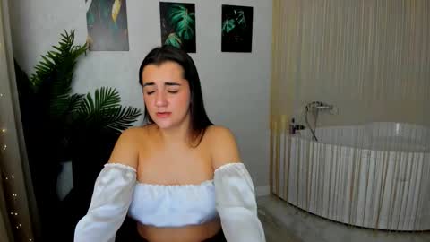 Jessi online show from 10-06-25, 07:22