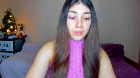Snapshot of mira_bloempje chatting on 02-02-25, 04:00 Mira online show from 02-02-25, 04:00