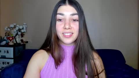 Snapshot of mira_bloempje chatting on 03-05-25, 06:01 Mira online show from 03-05-25, 06:01