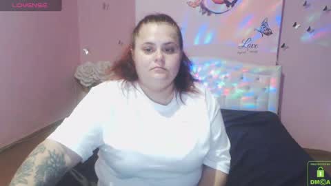 Snapshot of mira_cle_ chatting on 07-16-26, 09:37 mira_cle_ online show from 07-16-26, 09:37
