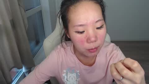 mira_g online show from 03-11-25, 12:06