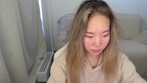 mira_g online show from 10-01-25, 06:41