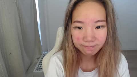 mira_g online show from 10-06-25, 09:29