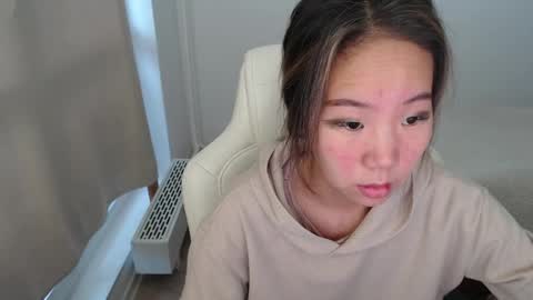 mira_g online show from 11-18-25, 09:14