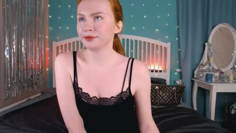 Snapshot of mira_glace chatting on 01-16-26, 11:36 Mira3 online show from 01-16-26, 11:36