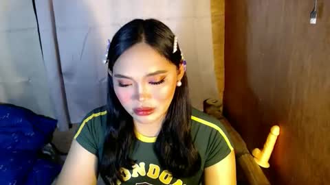 Mira Bella online show from 11-26-25, 03:46