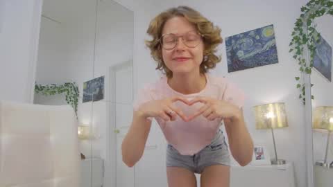 mira_marni online show from 11-12-25, 11:10