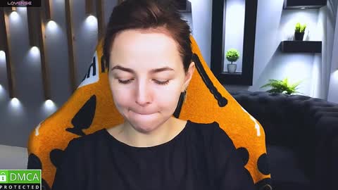 Mira online show from 12-08-24, 01:13