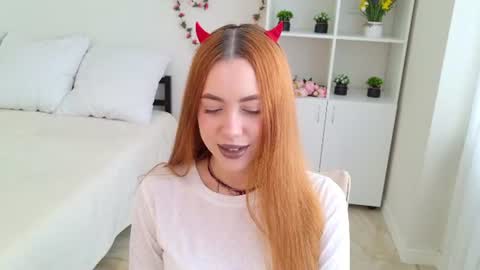 Snapshot of mirabella__flower chatting on 07-19-26, 05:11 mirabella__flower online show from 07-19-26, 05:11