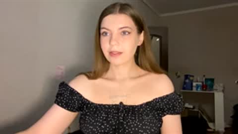 Snapshot of mirabunnys chatting on 01-11-26, 01:10 Mira online show from 01-11-26, 01:10