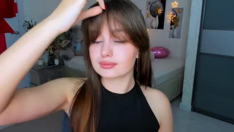 Emma online show from 03-04-25, 10:27