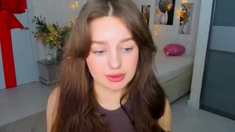 Emma online show from 03-06-25, 10:47