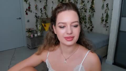 Emma online show from 10-02-25, 07:43