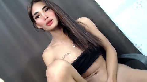 Zoey online show from 01-18-25, 08:40