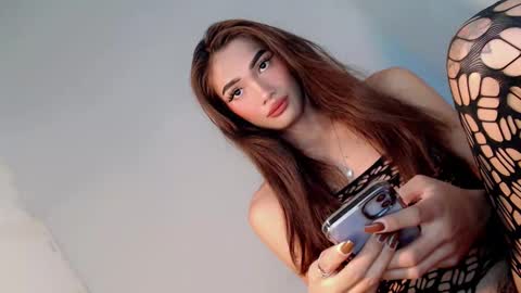 Zoey online show from 02-22-25, 03:14