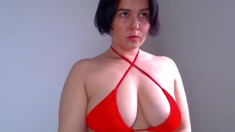 Snapshot of miradiaz chatting on 05-19-26, 06:31 Meera online show from 05-19-26, 06:31