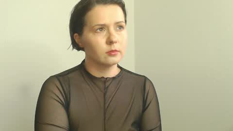 Snapshot of miradiaz chatting on 05-21-26, 11:06 Meera online show from 05-21-26, 11:06