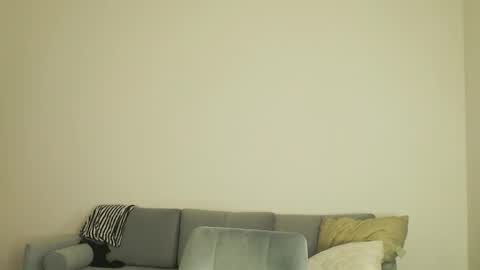 Snapshot of miradiaz chatting on 06-09-26, 08:48 Meera online show from 06-09-26, 08:48