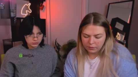 Snapshot of miraella chatting on 10-01-25, 08:42 Mira online show from 10-01-25, 08:42