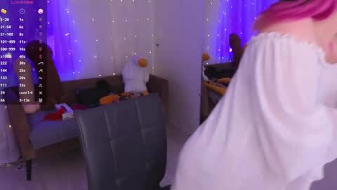 Mira  online show from 04-19-26, 05:29