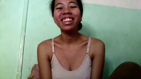 Snapshot of mirah881 chatting on 05-11-26, 06:52 mirah881 online show from 05-11-26, 06:52