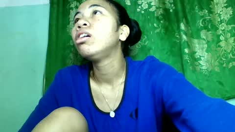 Snapshot of mirah881 chatting on 06-14-26, 05:09 mirah881 online show from 06-14-26, 05:09
