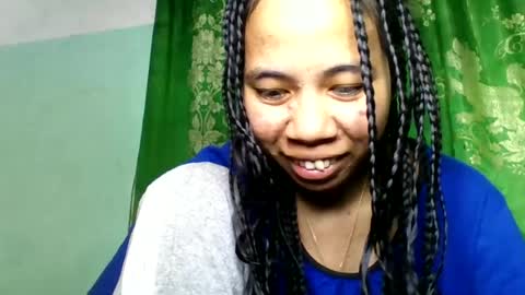 Snapshot of mirah881 chatting on 06-22-26, 06:38 mirah881 online show from 06-22-26, 06:38