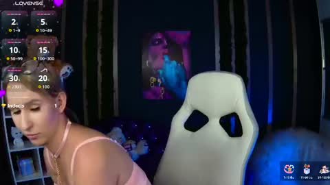 Snapshot of miralush chatting on 07-28-26, 03:21 Mira online show from 07-28-26, 03:21