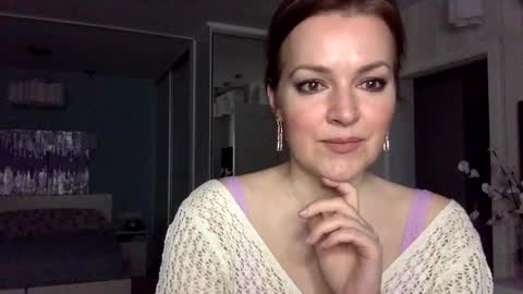 Snapshot of miraluxe chatting on 04-25-26, 09:45 miraluxe online show from 04-25-26, 09:45