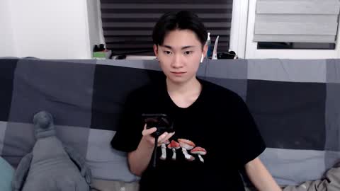              online show from 01-12-25, 09:08