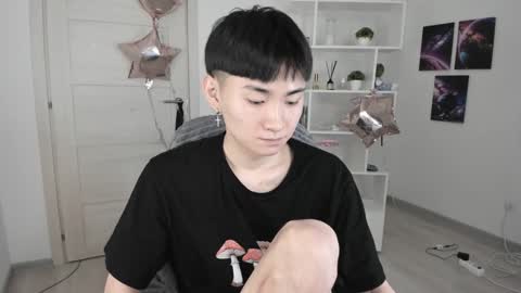              online show from 02-08-25, 09:46