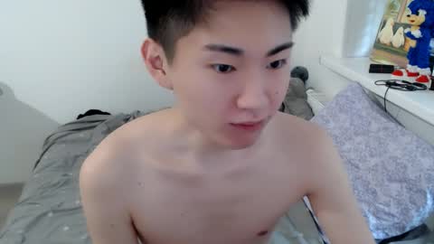 Snapshot of miram_yoo chatting on 05-28-26, 02:42 online show from 05-28-26, 02:42