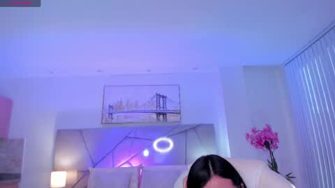 Snapshot of miranda_crawfor chatting on 05-23-26, 11:47 miranda_crawfor online show from 05-23-26, 11:47