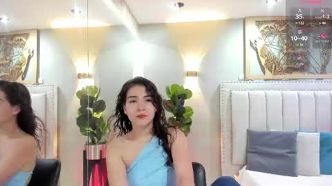 Snapshot of miranda_doll_ chatting on 07-17-26, 12:01 online show from 07-17-26, 12:01