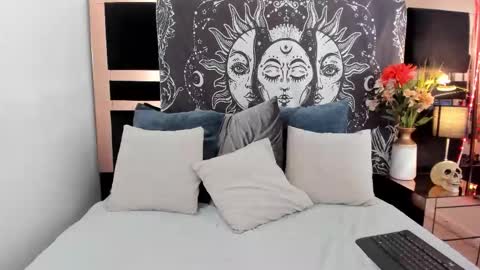 Miranda  online show from 01-13-26, 06:13