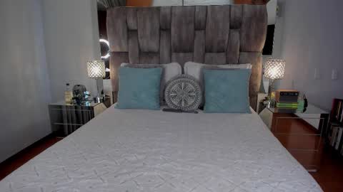 Miranda online show from 02-25-26, 01:26