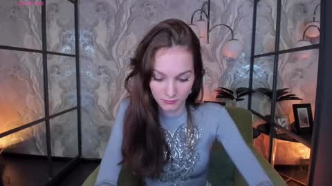 Snapshot of mirandaglow chatting on 03-07-25, 05:51 Miranda online show from 03-07-25, 05:51