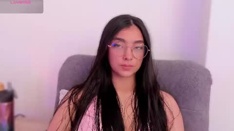 Snapshot of mirandajohnson_ chatting on 07-16-26, 01:06 Miranda online show from 07-16-26, 01:06