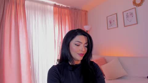 Snapshot of mirandasachs chatting on 11-23-25, 07:35 Miranda online show from 11-23-25, 07:35