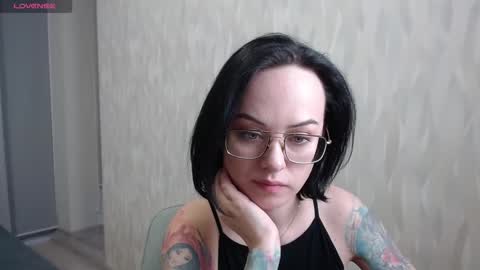 Snapshot of mirasky chatting on 02-12-25, 03:27 Mira online show from 02-12-25, 03:27