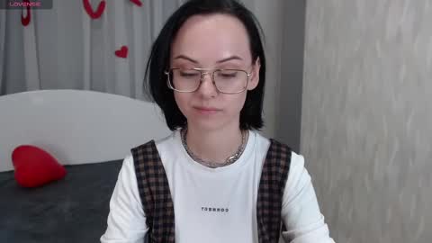 Snapshot of mirasky chatting on 02-17-25, 06:48 Mira online show from 02-17-25, 06:48