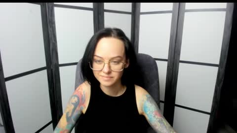 Snapshot of mirasky chatting on 02-20-25, 03:41 Mira online show from 02-20-25, 03:41