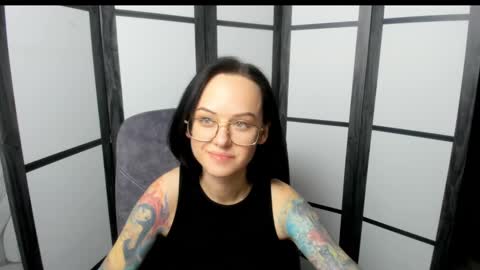 Snapshot of mirasky chatting on 02-20-25, 06:57 Mira online show from 02-20-25, 06:57