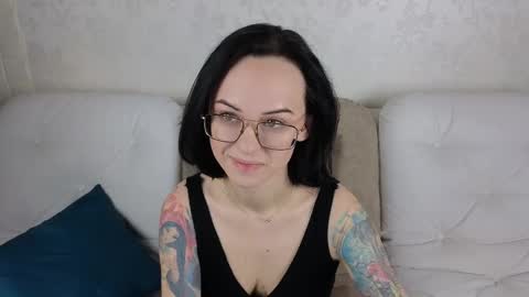 Snapshot of mirasky chatting on 03-06-25, 09:09 Mira online show from 03-06-25, 09:09